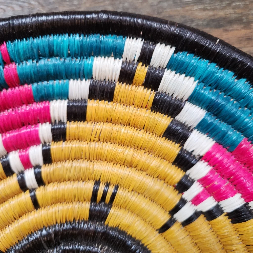 Vintage Southwest Navajo Inspired Basket 10